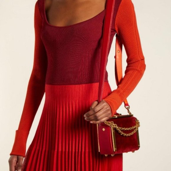 ❌️SOLD❌️ Alexander McQueen Box Velvet 16 Red Gold Leather Shoulder Bag Square - Picture 11 of 16